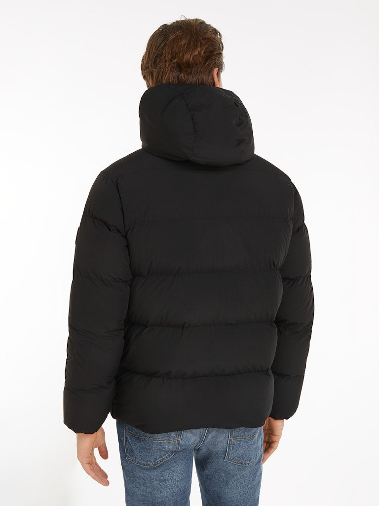 tommy-hilfiger-miesten-untuvatakki-k-down-hooded-puffer-musta-2