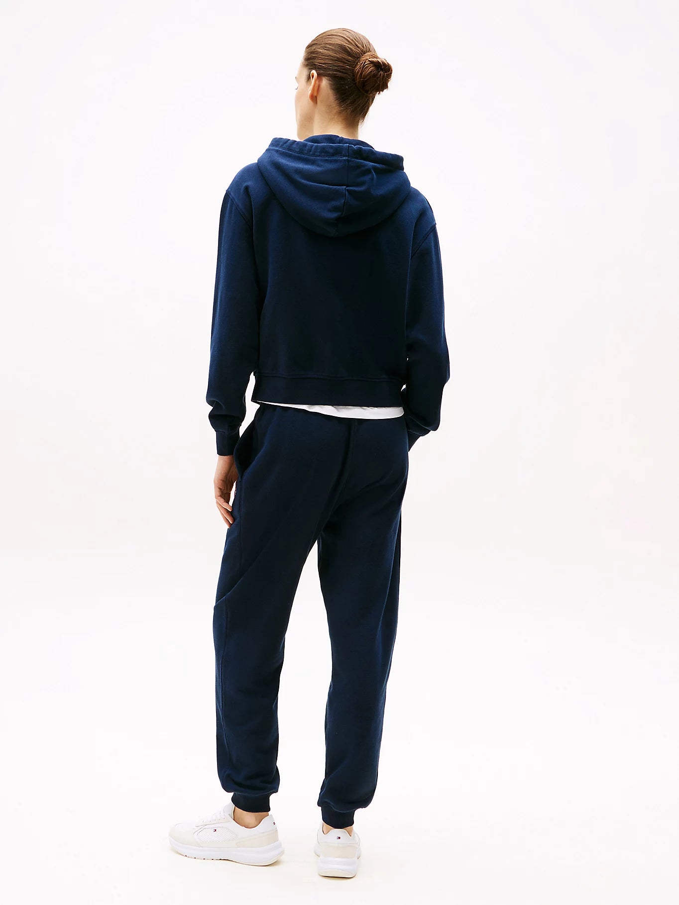 tommy-hilfiger-naisten-huppari-reg-script-zip-hoodie-tummansininen-2