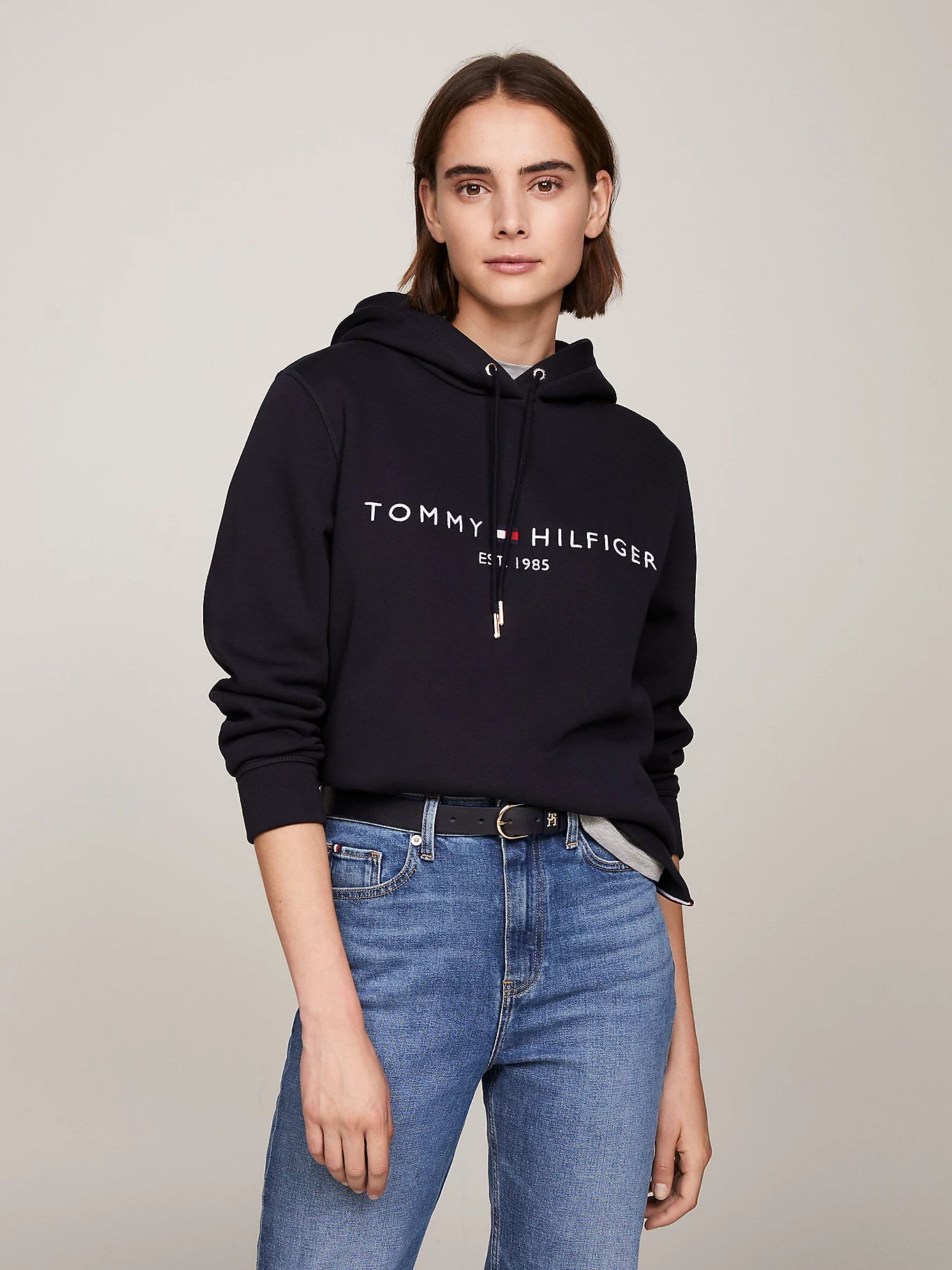 tommy-hilfiger-naisten-huppari-th-heritage-hilfiger-hoodie-ls-tummansininen-1