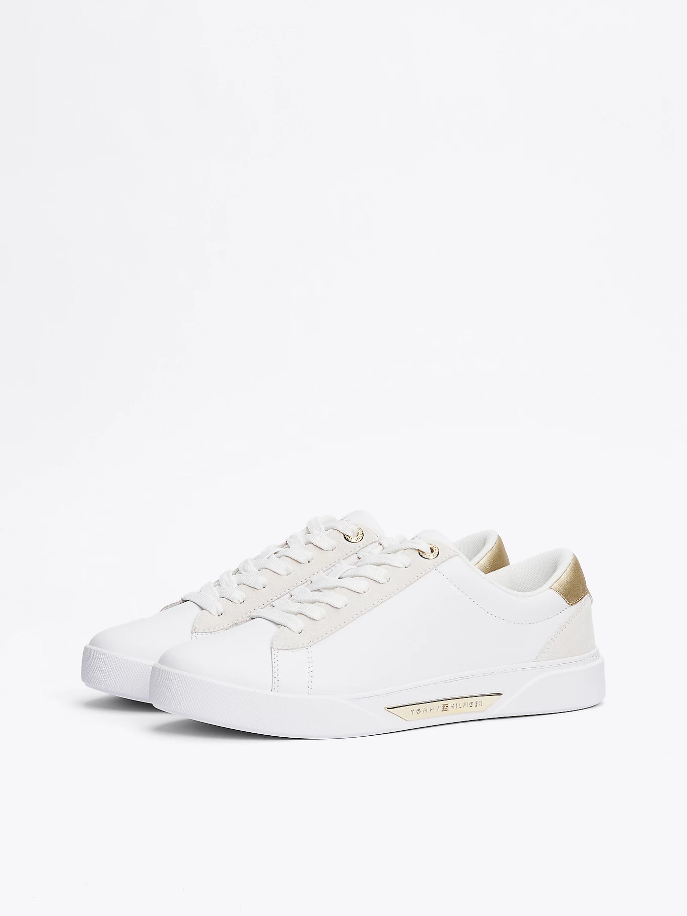 tommy-hilfiger-naisten-kengat-chic-court-sneaker-valkoinen-2