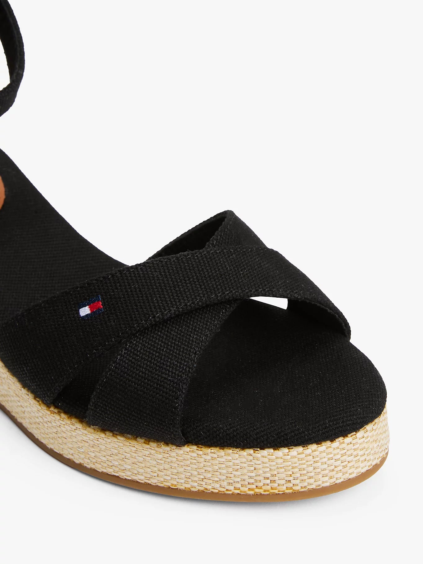 tommy-hilfiger-naisten-kengat-flag-criss-cros-mid-wedge-espad-musta-6