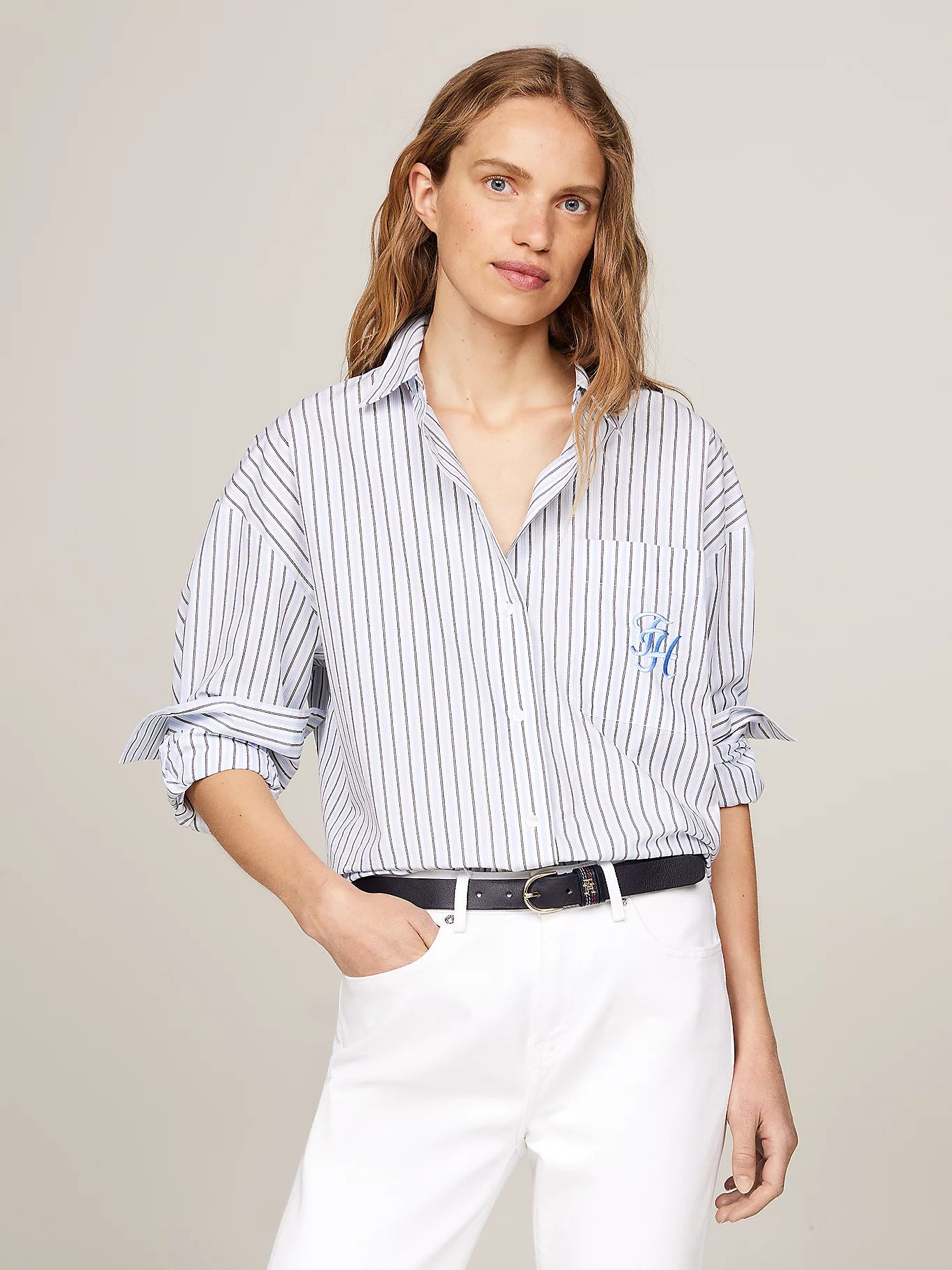 tommy-hilfiger-naisten-paitapusero-stripe-loose-fit-shirt-raidallinen-sininen-1