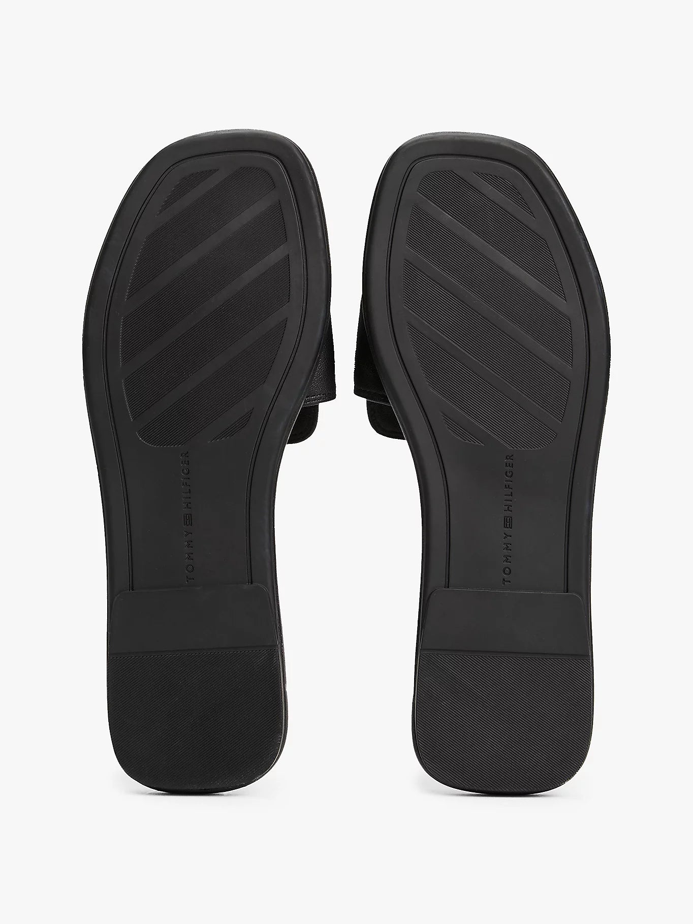 tommy-hilfiger-naisten-sandaalit-leather-horsebit-mule-musta-3