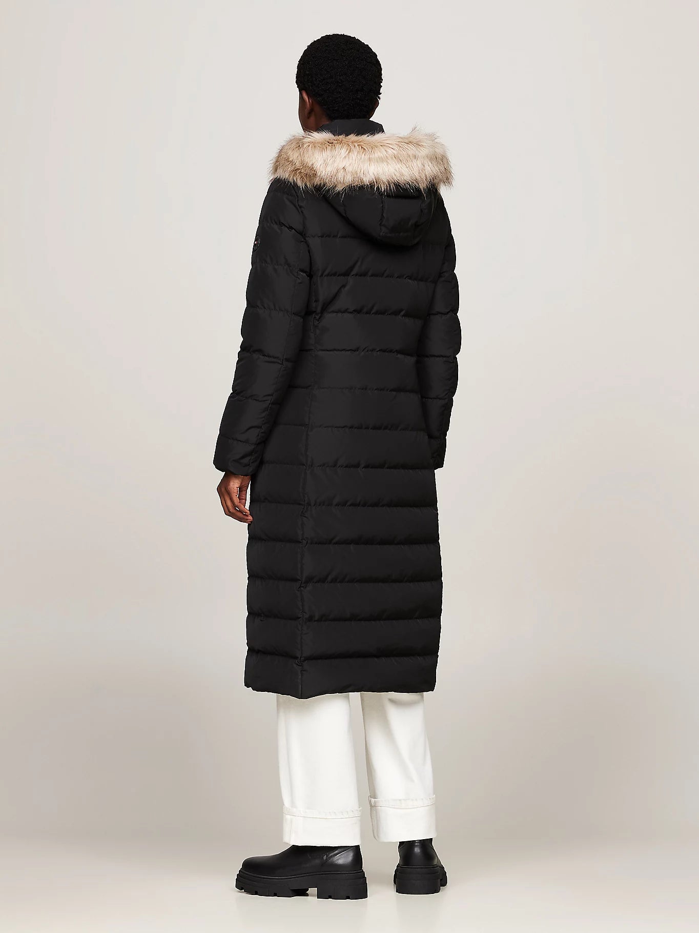 tommy-hilfiger-naisten-untuvatakki-heritage-down-tyra-maxi-musta-2