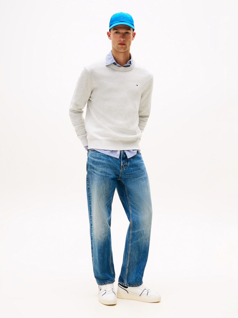 tommy-jeans-miesten-neulepsuero-tjm-slim-ess-sweater-ext-vaaleanharmaa-3