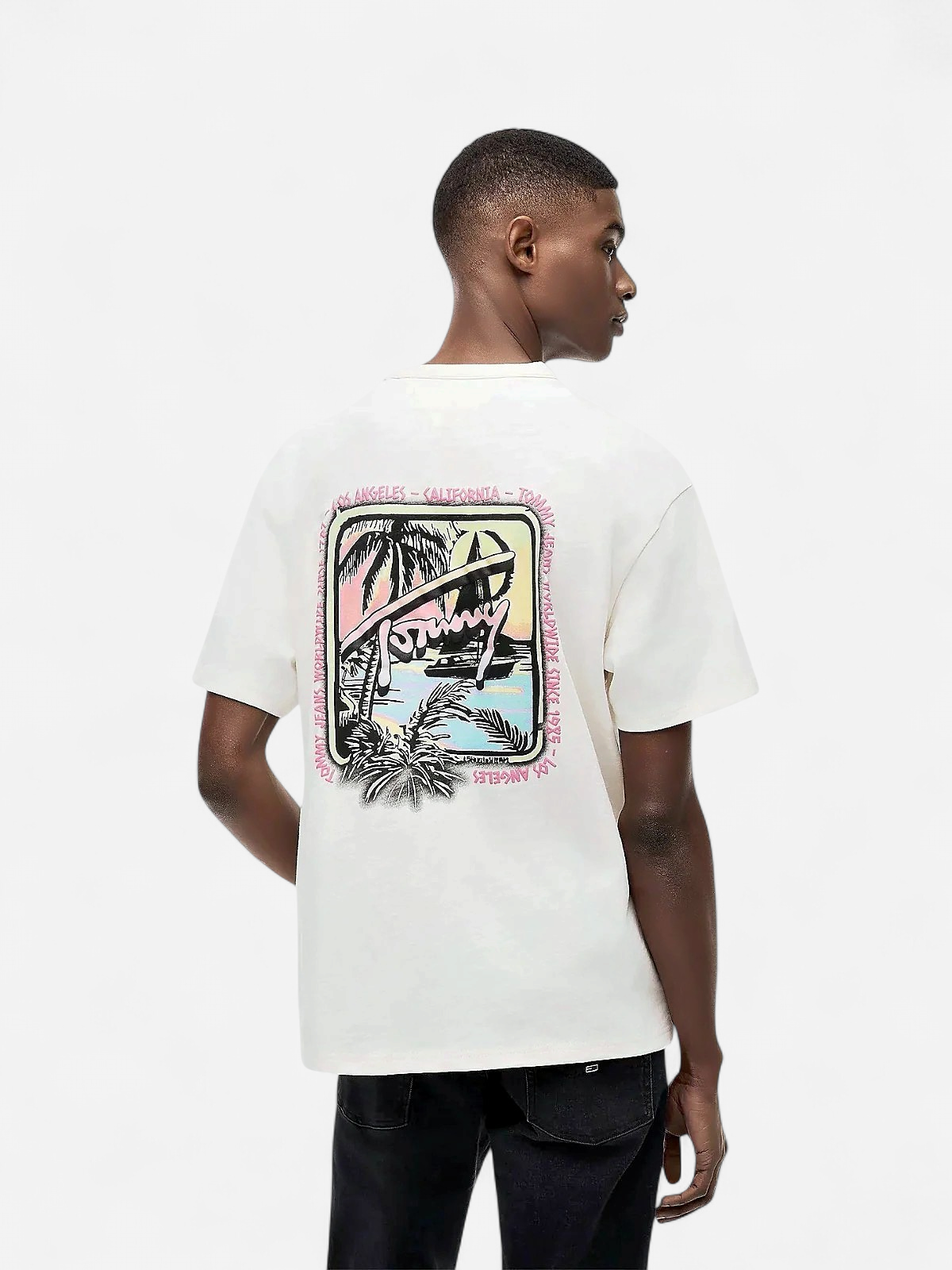 Tommy Jeans miesten T-paidat TJM Relax Novelty SS Tee, Kerma - Kekäle.fi