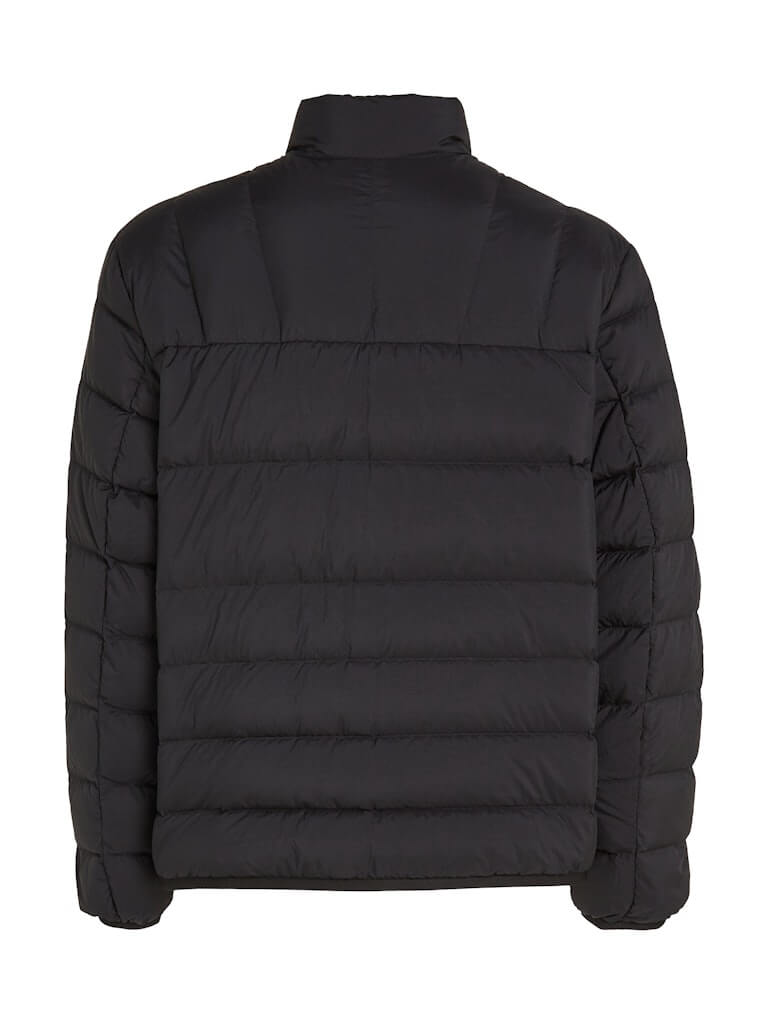 tommy-jeans-miesten-talvitakki-tjm-packable-lt-down-jacket-musta-5