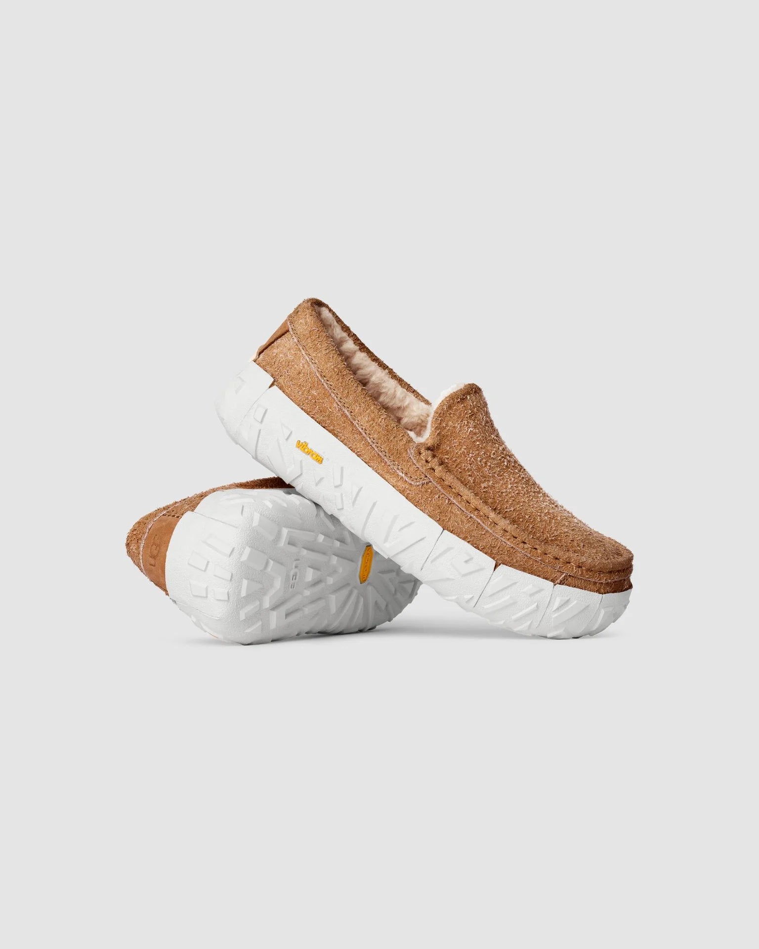 ugg-miesten-kengat-m-ascot-wibram-wrap-keskiruskea-2
