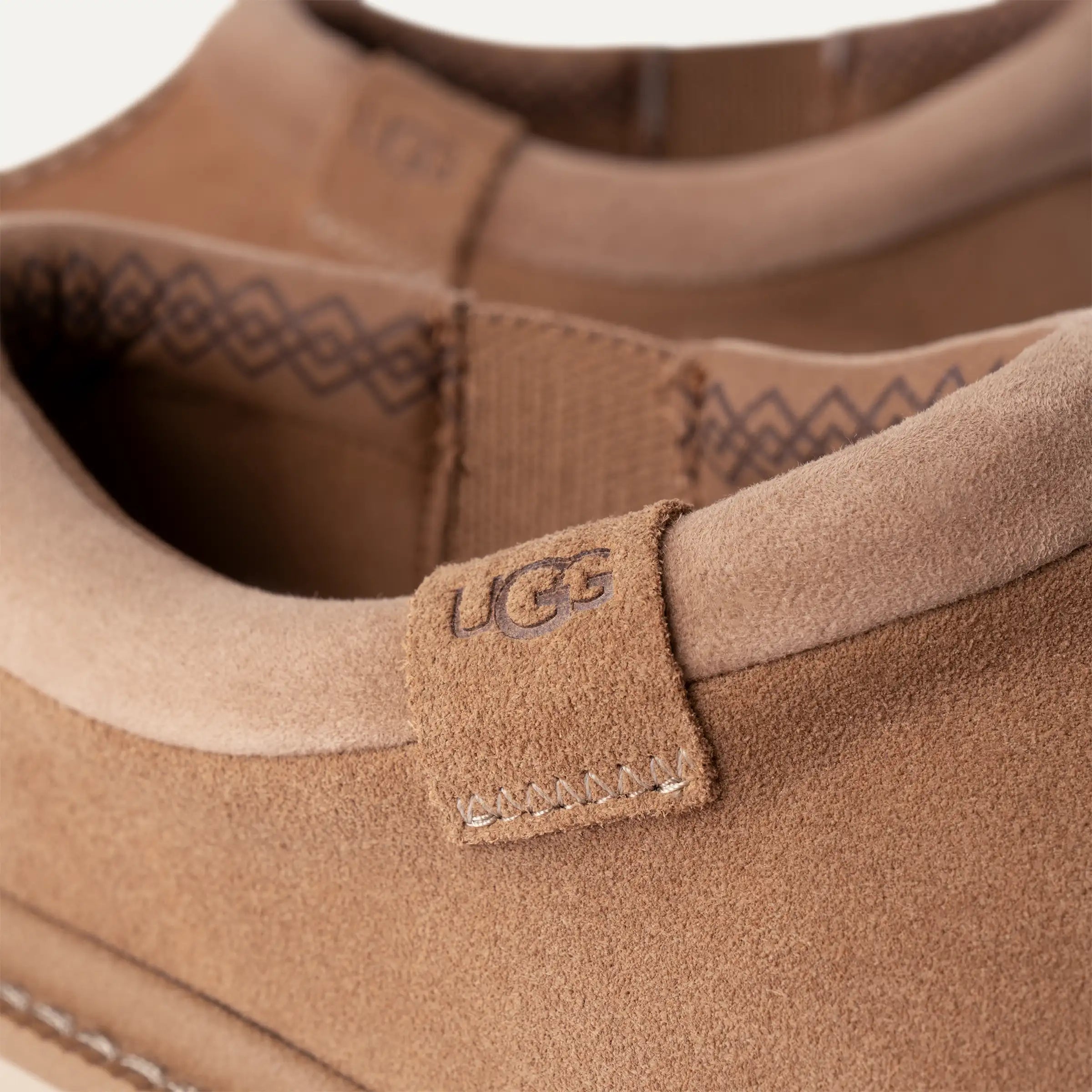 ugg-miesten-kengat-m-tasman-lug-keskiruskea-4