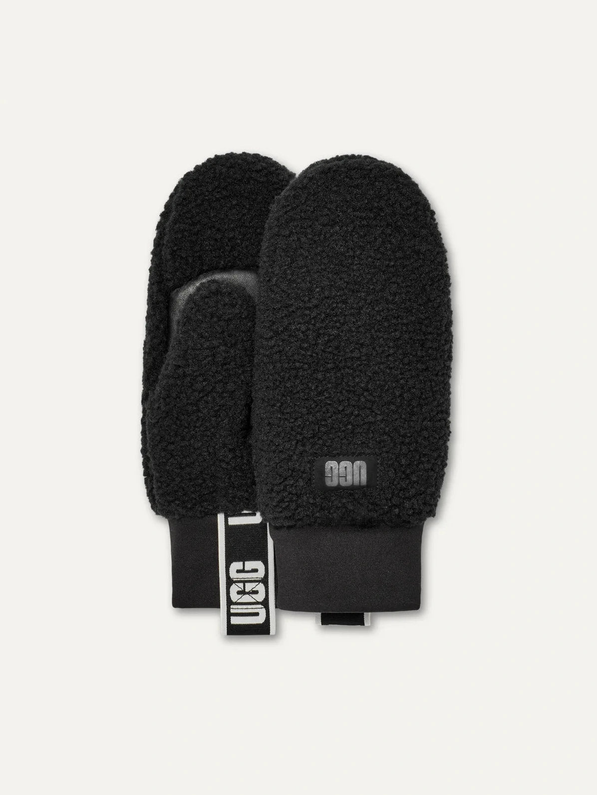 ugg-naisten-kasineet-w-uggfluff-mitten-with-logo-tape-musta-1