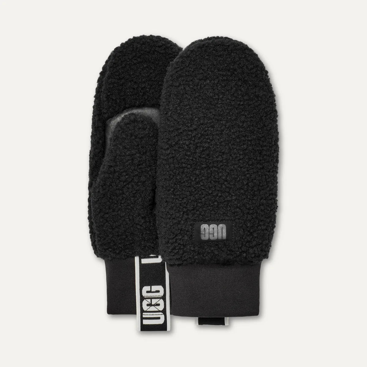 ugg-naisten-kasineet-w-uggfluff-mitten-with-logo-tape-musta-1