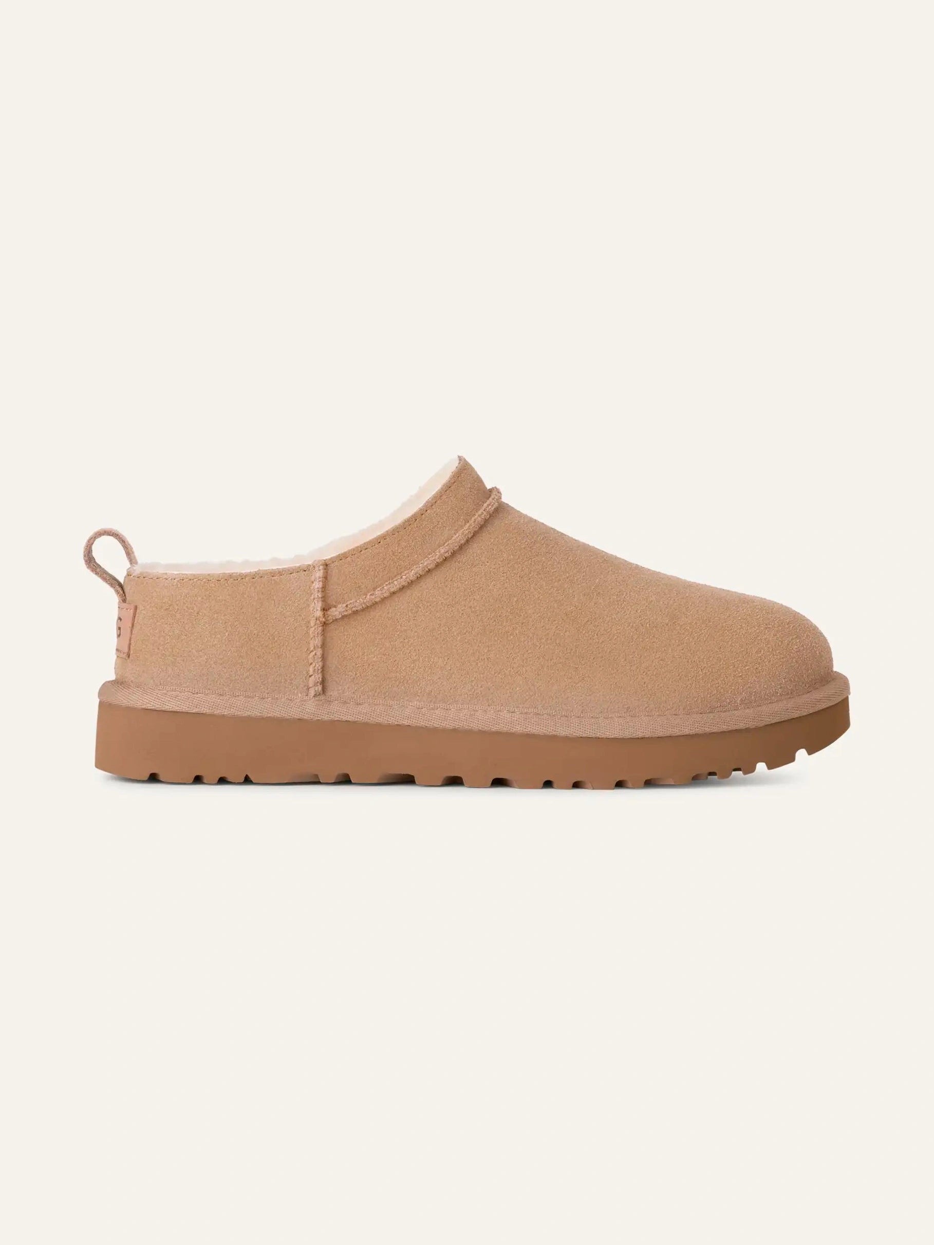 ugg-naisten-kengat-w-classic-micro-hiekka-1
