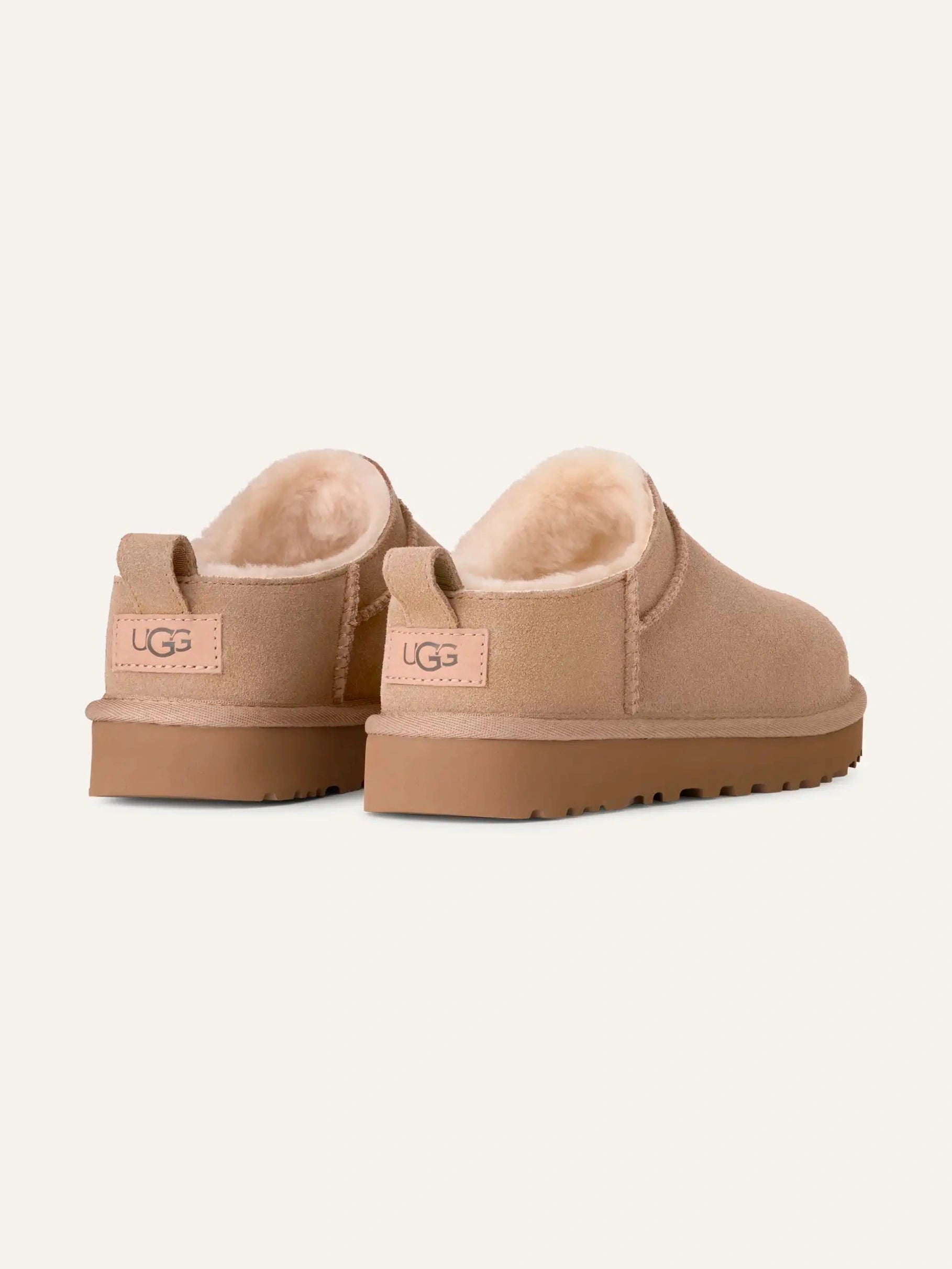 ugg-naisten-kengat-w-classic-micro-hiekka-4