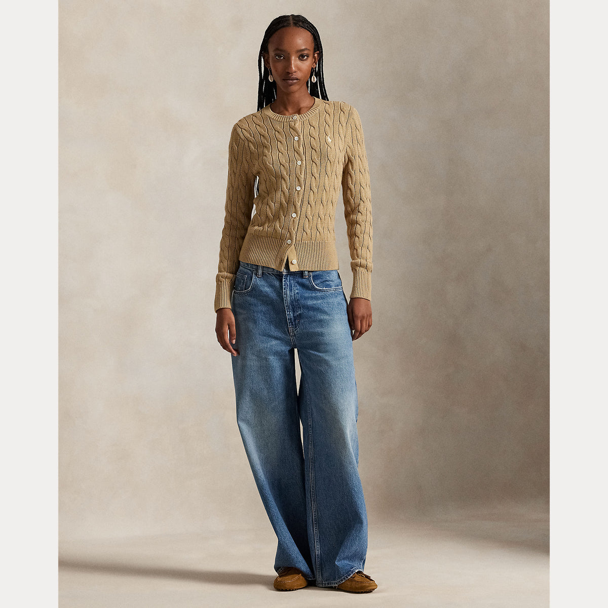 Polo Ralph Lauren naisten neuletakki CTTNCBL LS Cardigan, kameli, pehmeä puuvillaneule, palmikkokuvio, pitkät hihat, napitus edessä sekä joustavat resorit helmassa ja hihansuissa