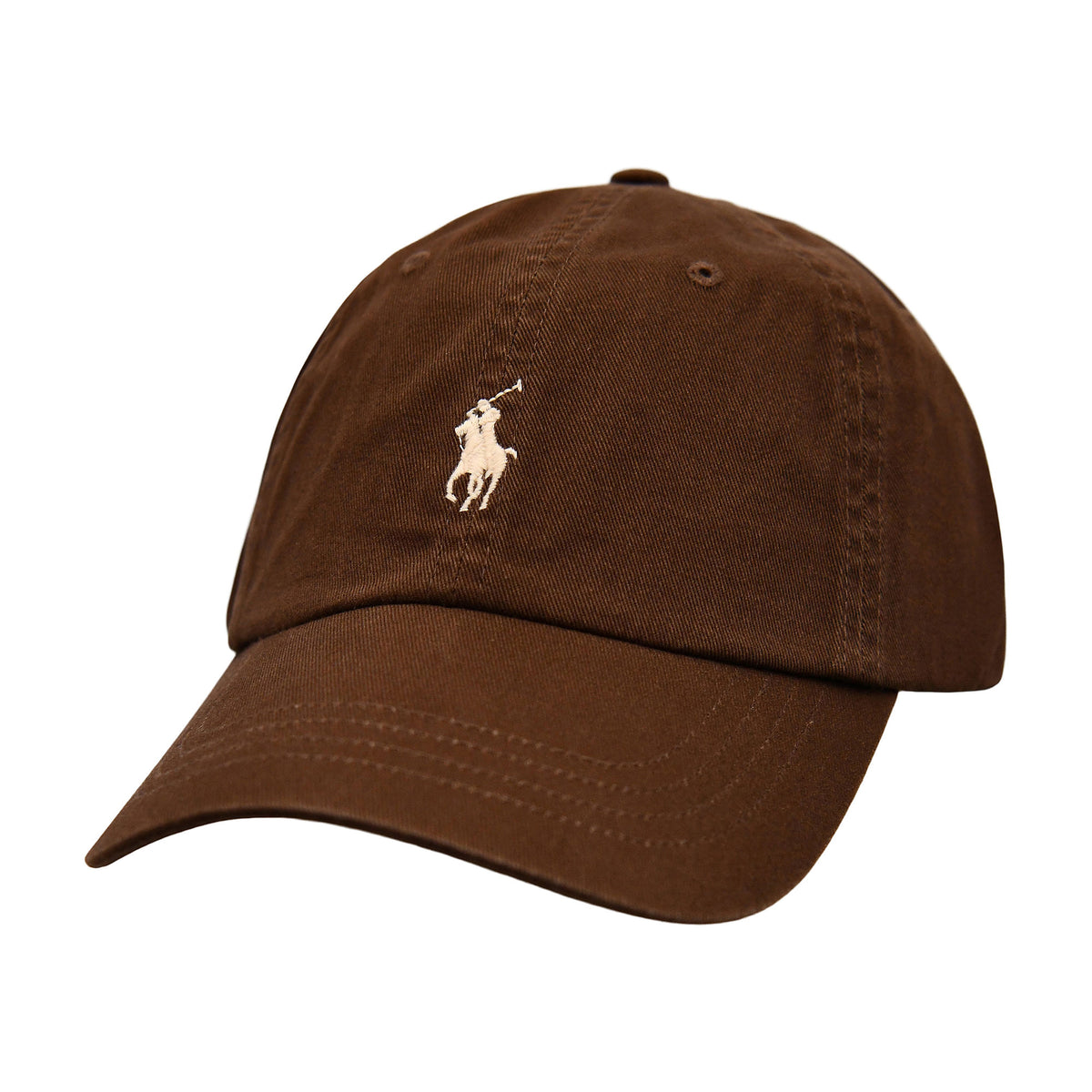 Polo Ralph Lauren naistenlippis CLS SPRT Cap Hat, tummanruskea puuvillainen lippalakki, jossa valkoinen kirjailtu logo ja perinteinen kuusiosainen malli.