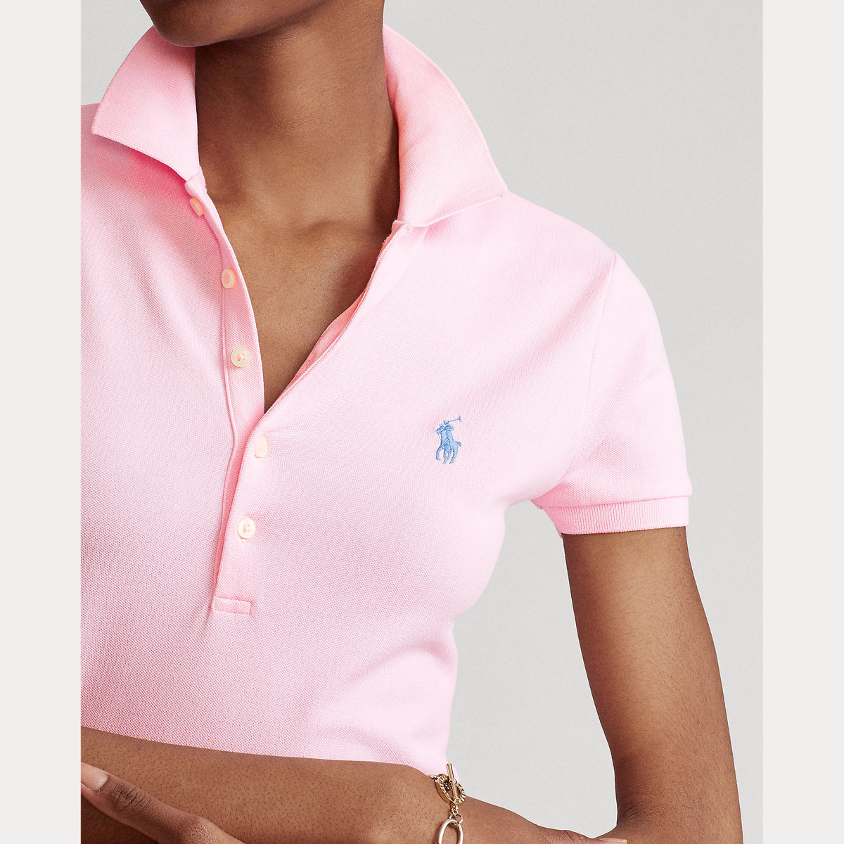 Polo Ralph Lauren naisten pikeepaita Julie Polo Slim SS Shirt, vaaleanpunainen, vartalonmyötäinen puuvillapikeepaita, kaulus, lyhyet hihat, nappilista ja sininen kirjailtu logo rinnassa
