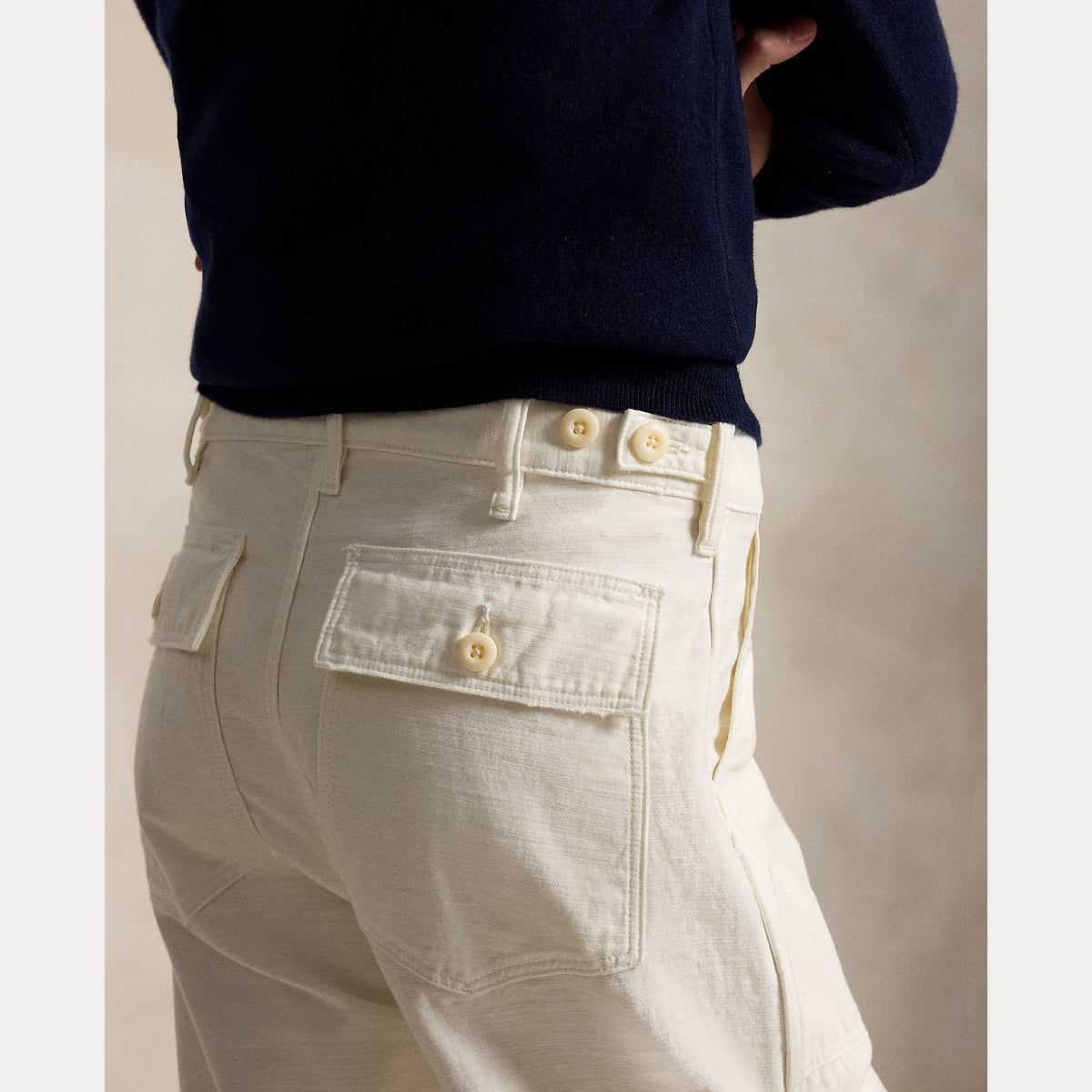 Polo Ralph Lauren naisten housut Wovwn Staight Pants, luonnonvalkoinen, pehmeää puuvillaa, suora leikkaus, vyölenkit ja takataskut