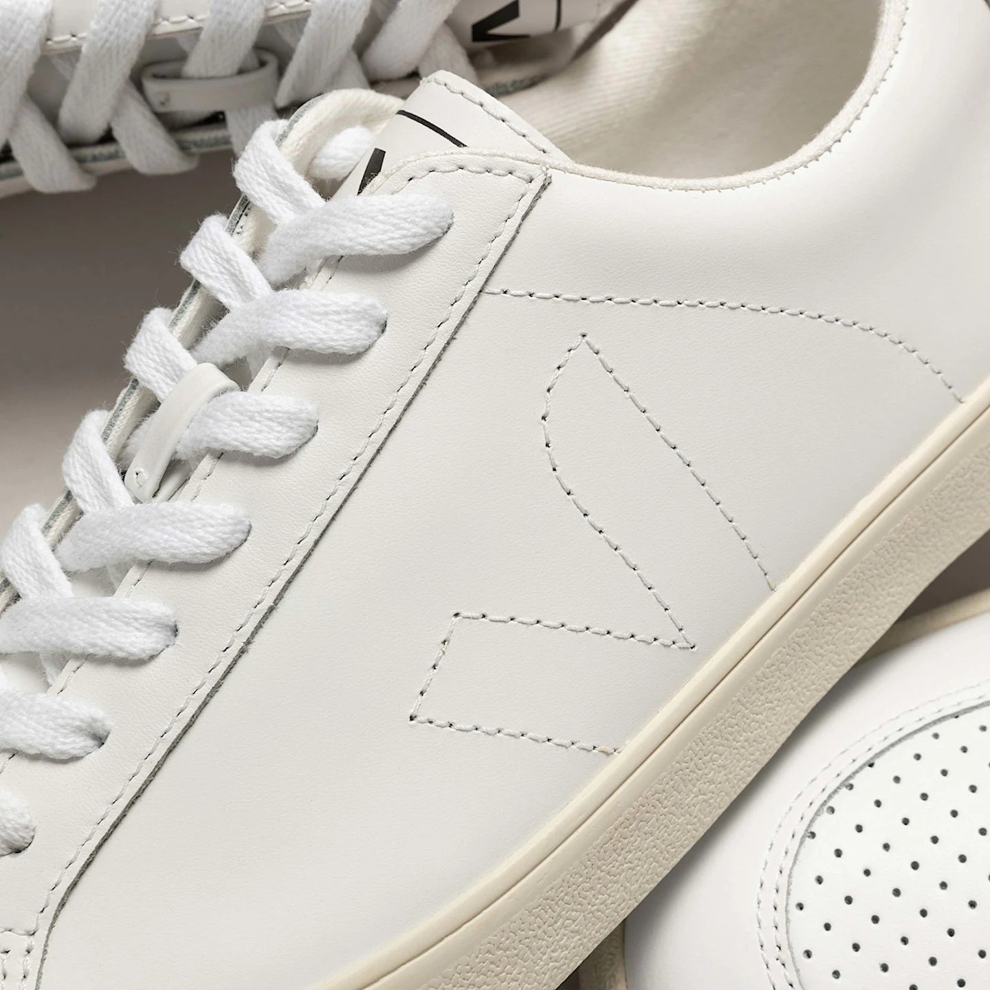 Veja naisten tennarit Esplar Sneaker Extra White, valkoinen