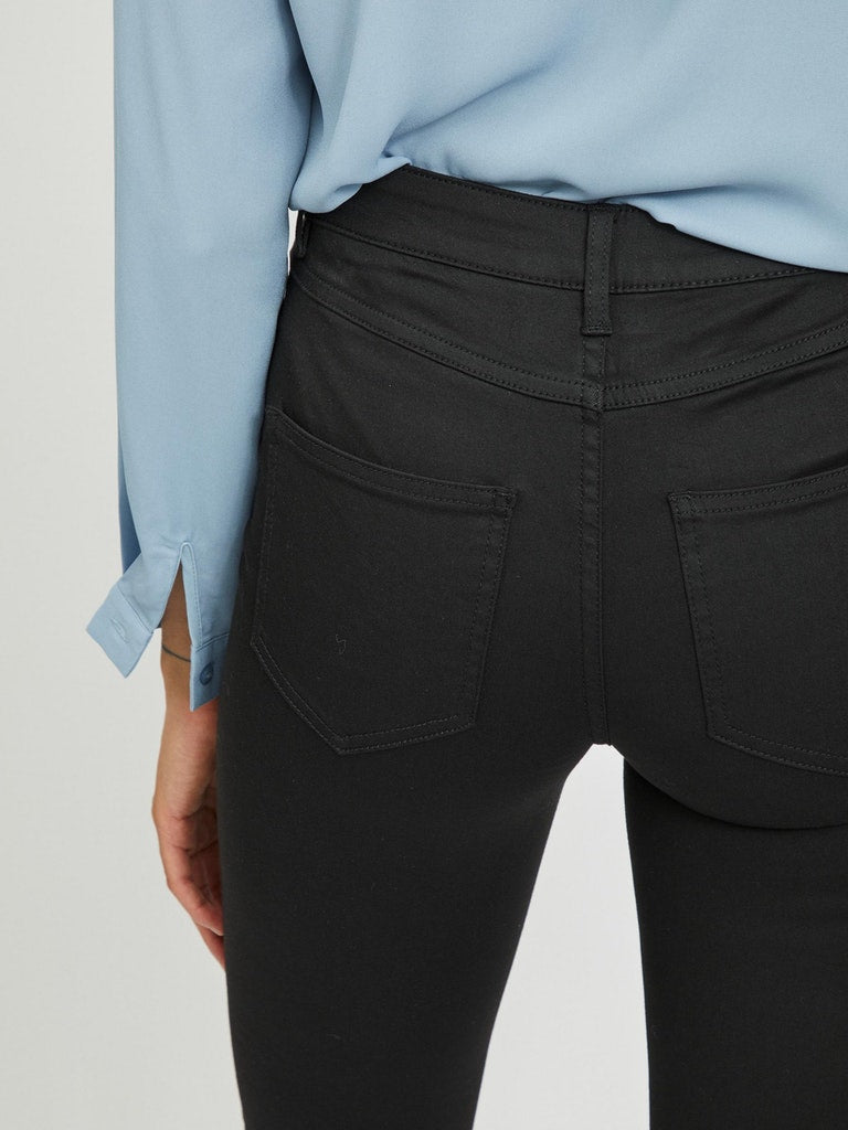 vila-naisten-farkut-stay-rwsk-jeans-musta-3