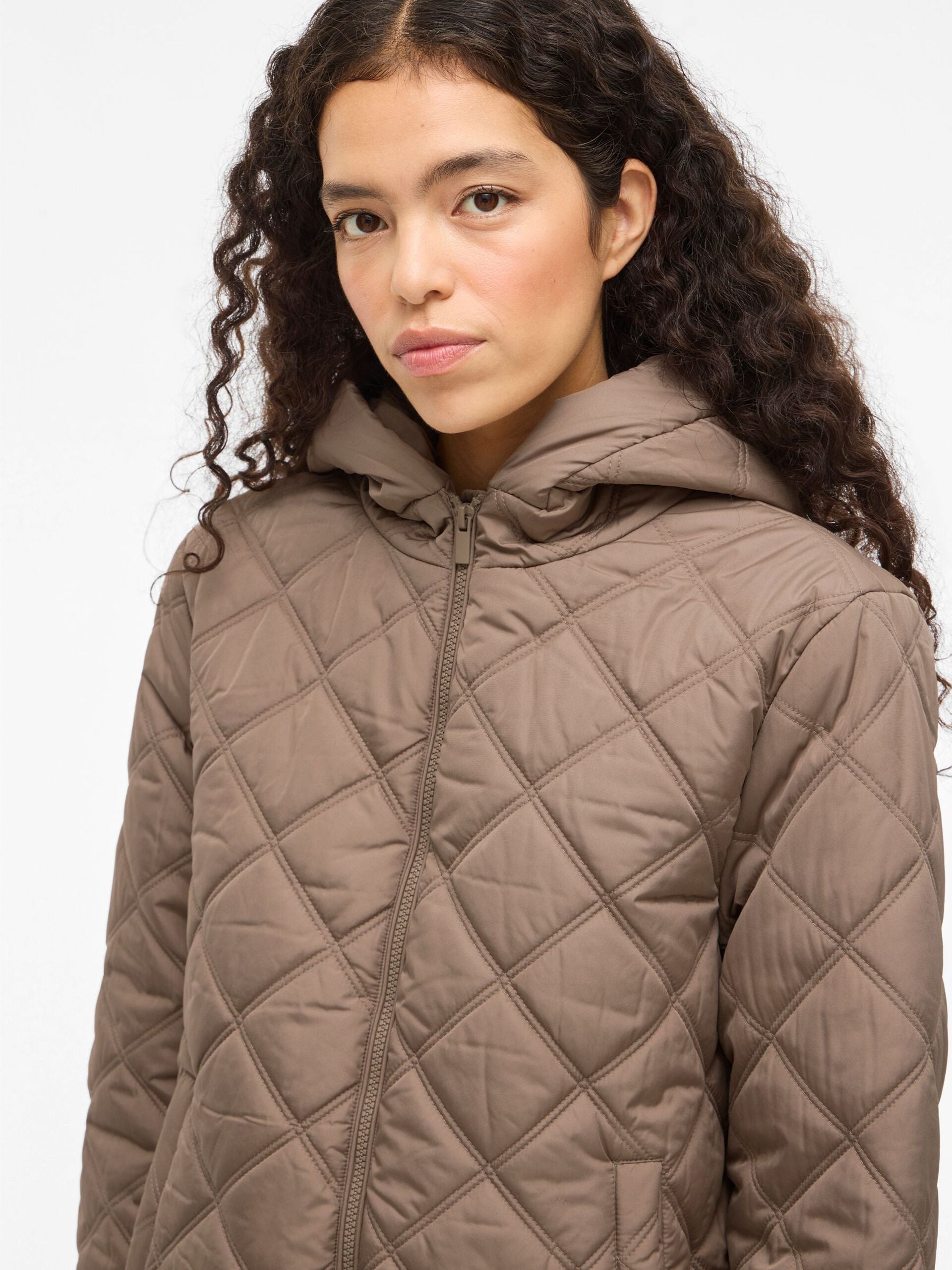 vila-naisten-takki-viquila-ls-hood-jacket-short-jacket-fossil-5