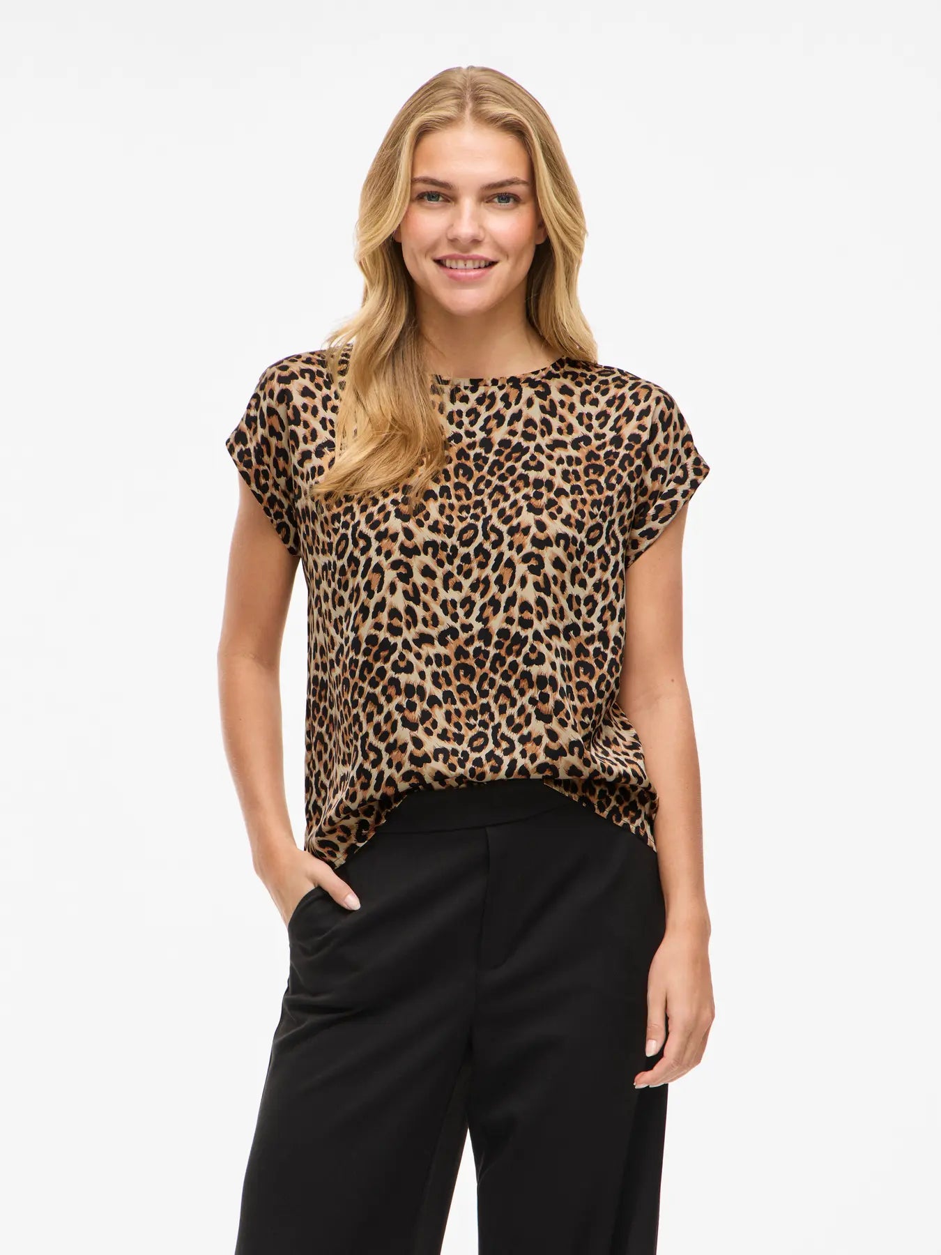 vila-naisten-toppi-viellette-s-s-full-satin-top-caramel-cafe-leo-1