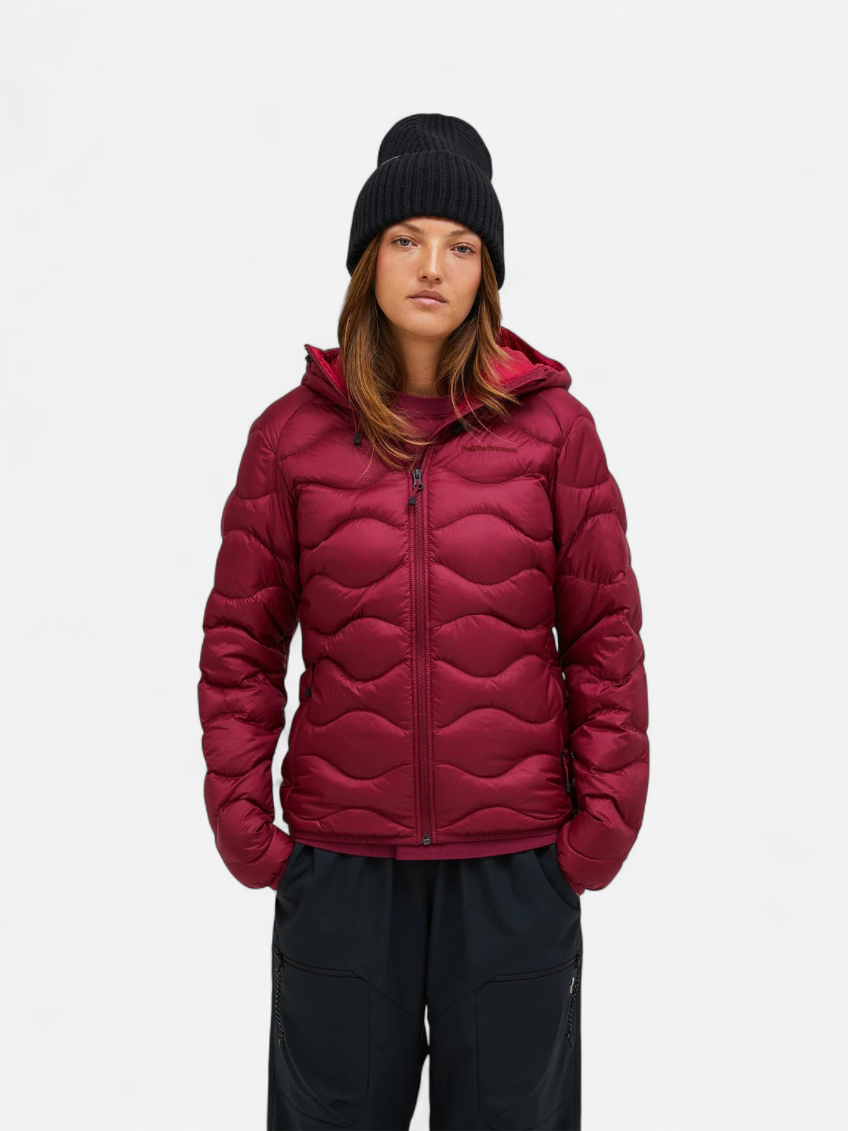 Peak Performance naisten kevytuntuvatakki W HELIUM DOWN HOOD JACKET, viininpunainen - Kekäle.fi