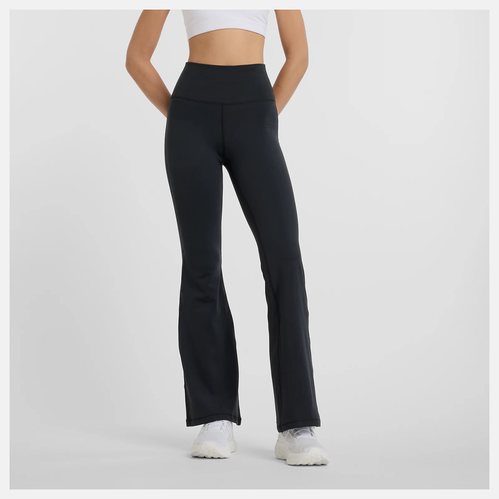 New Balance naisten leggingsit Harmony Flare Pant, musta