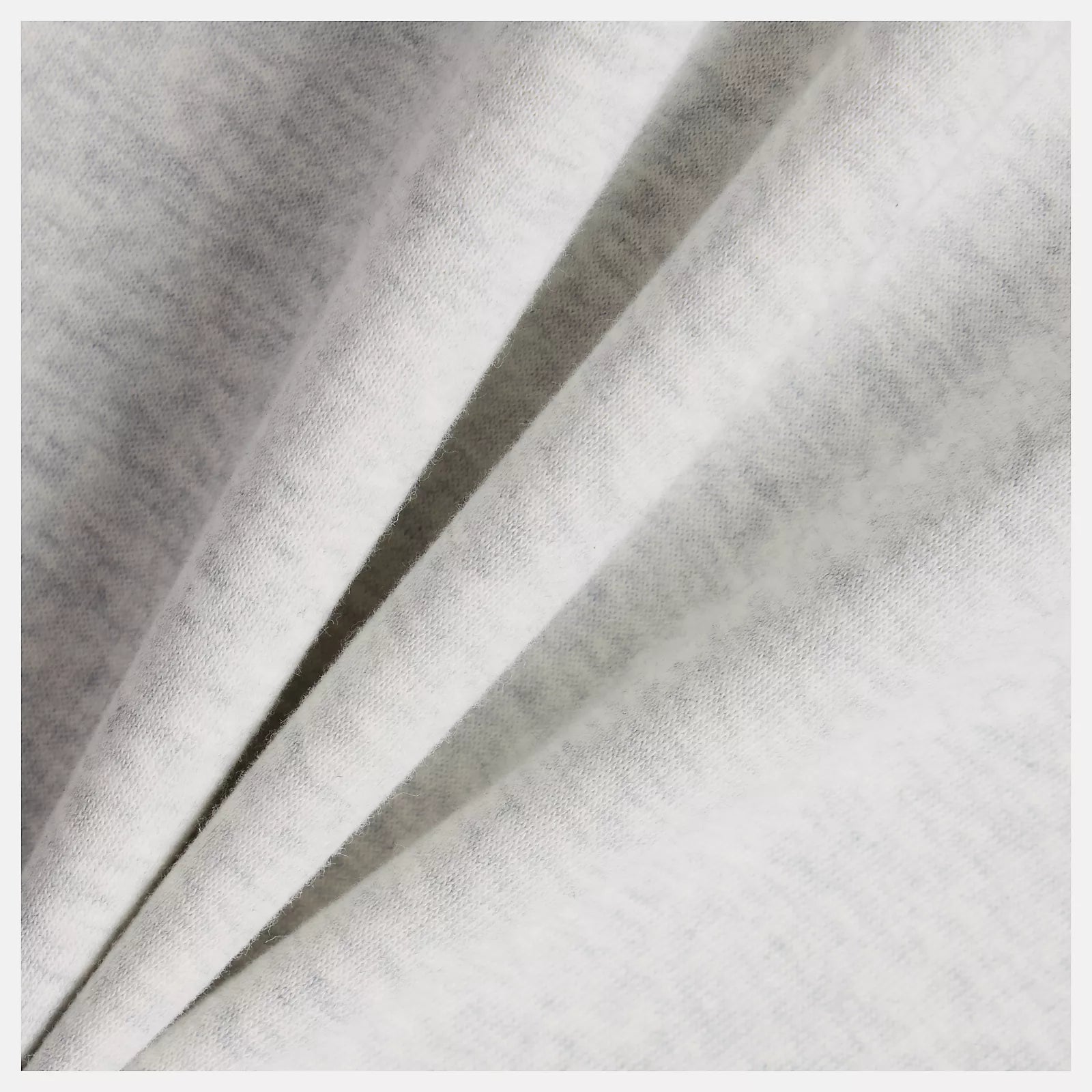 New Balance naisten huppari Linear Heritage Fleece Hoodie, vaaleanharmaa