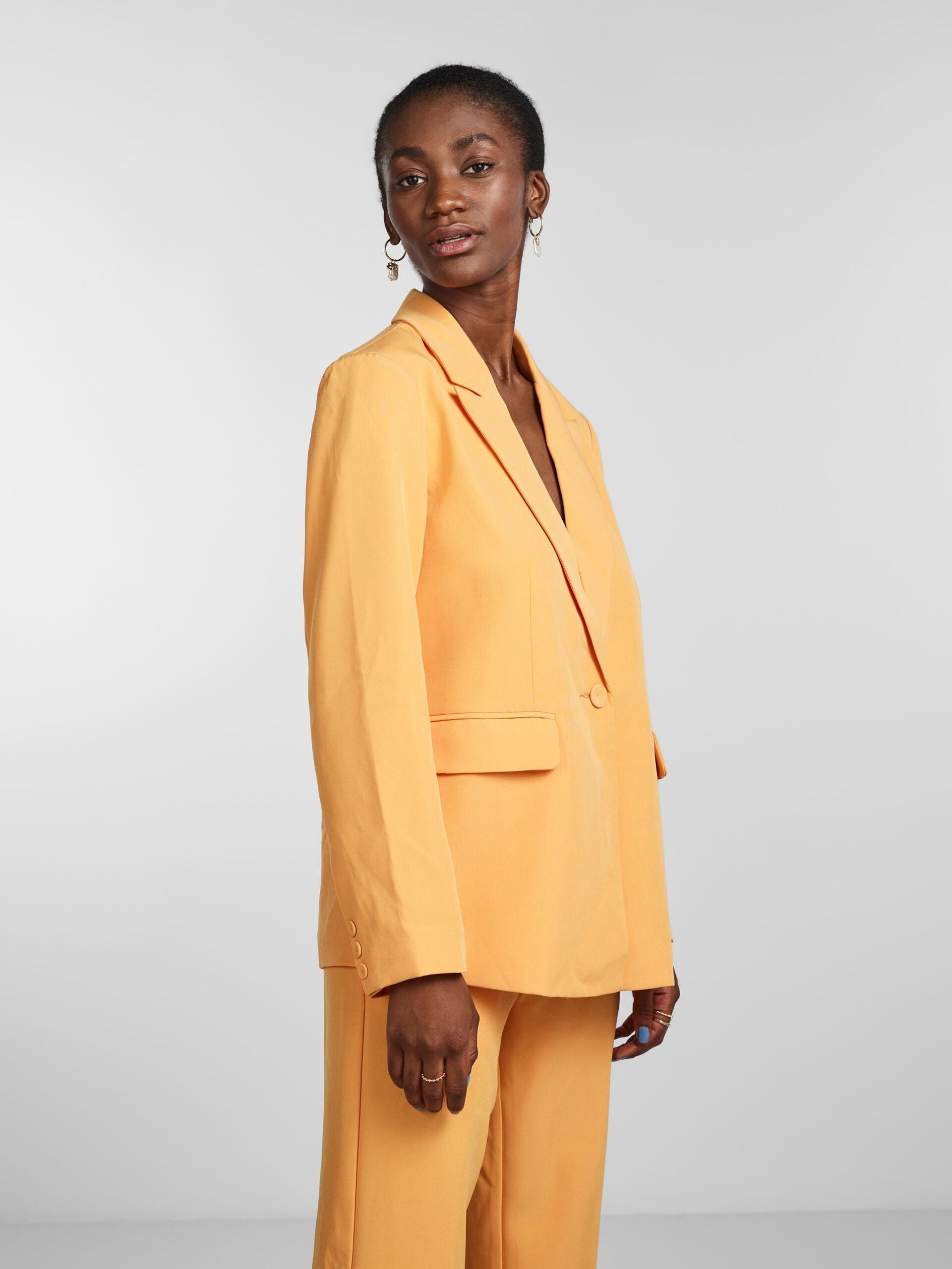 y-a-s-naisten-bleiseri-k-yasbluris-ls-blazer-noos-oranssi-1