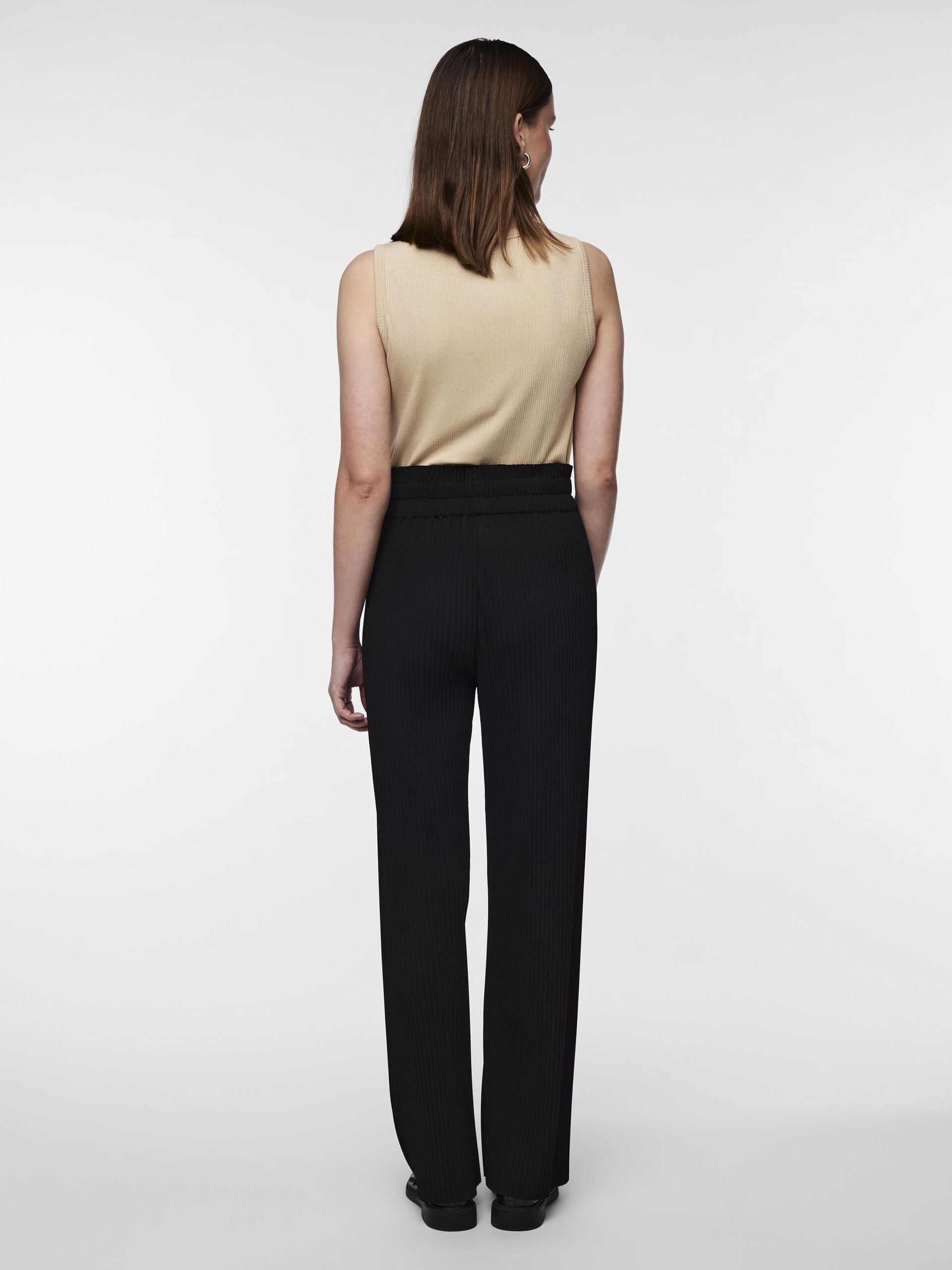 y-a-s-naisten-housut-yasalisa-hw-pant-s-musta-2