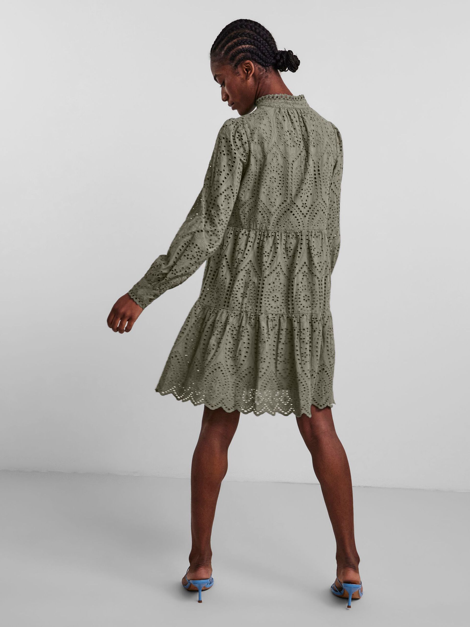 y-a-s-naisten-mekko-yasholi-ls-dress-s-ruskeanharmaa-2