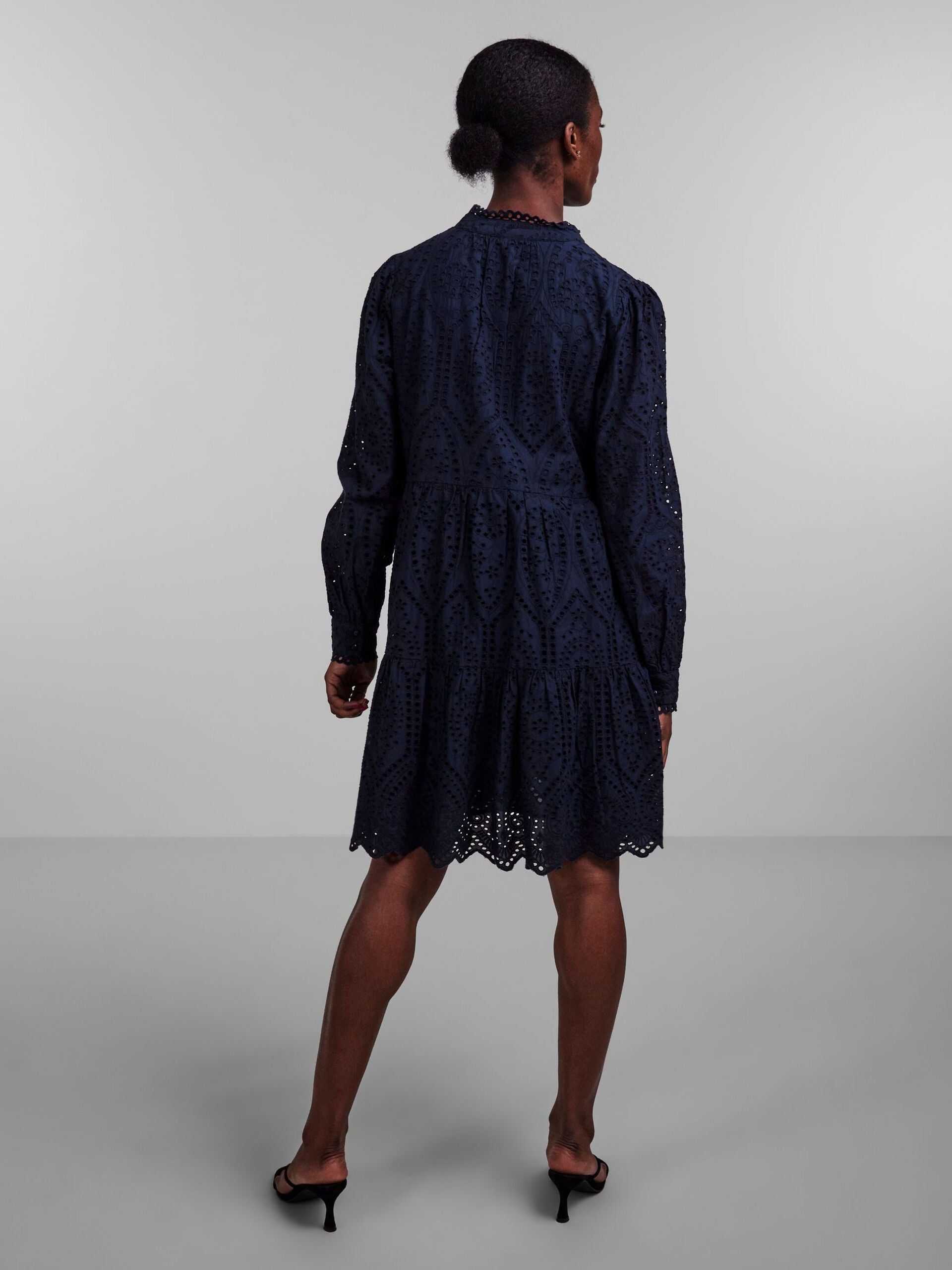y-a-s-naisten-mekko-yasholi-ls-dress-s-tummansininen-2