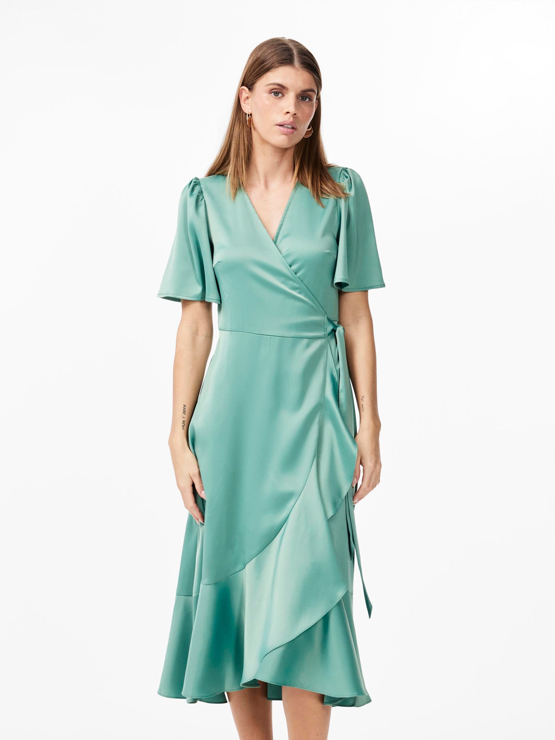 y-a-s-naisten-mekko-yasthea-2-4-midi-wrap-dress-vedenvihrea-1