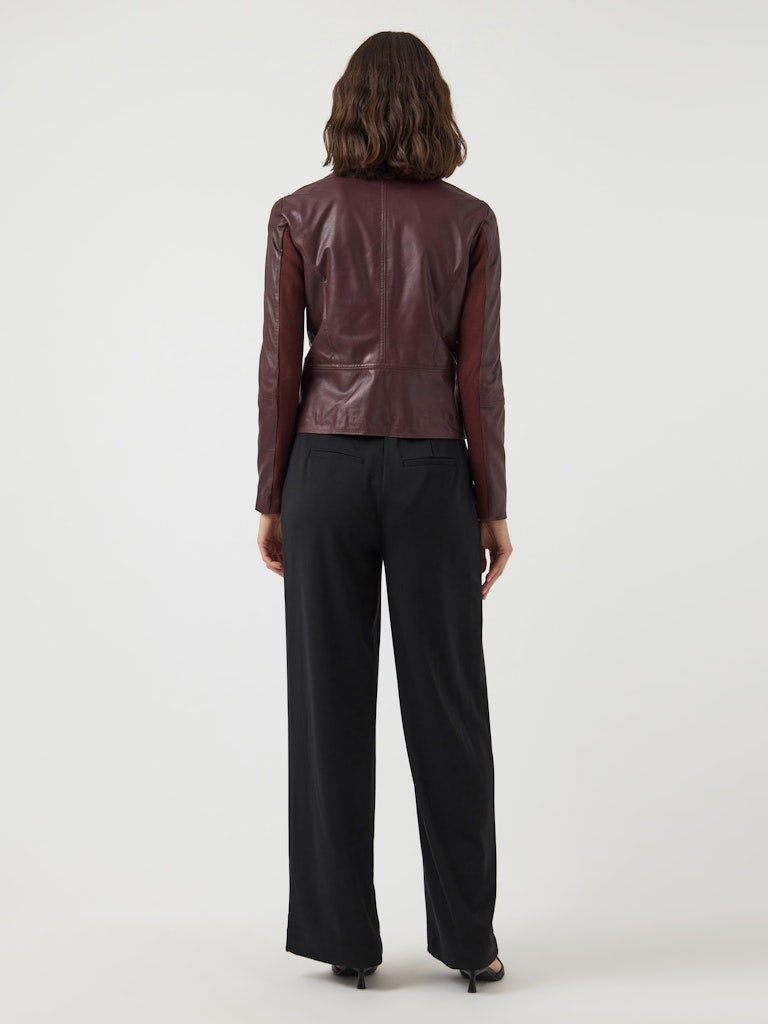 y-a-s-naisten-nahkatakki-yassophie-leather-jacket-port-royale-5