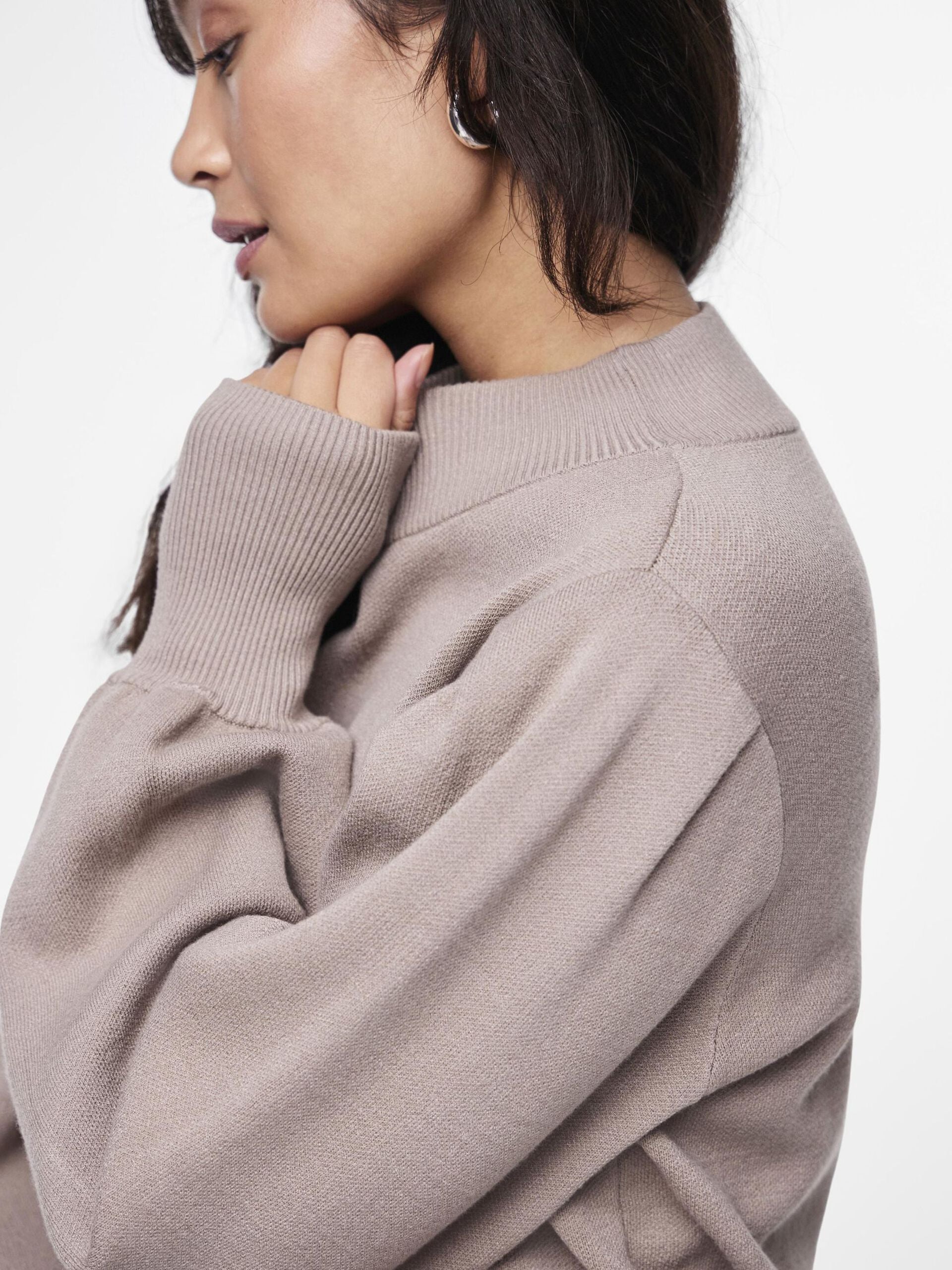 y-a-s-naisten-neulepusero-yasfonny-ls-knit-pullover-s-noos-vaalea-beige-3