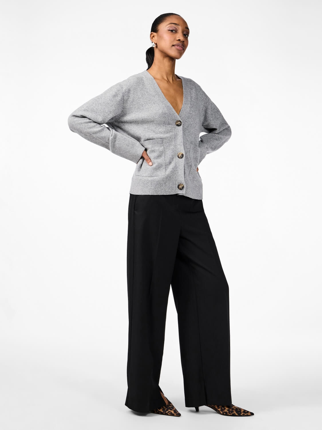 y-a-s-naisten-neuletakki-yasemilie-ls-cardigan-knit-s-noos-grafiitti-6
