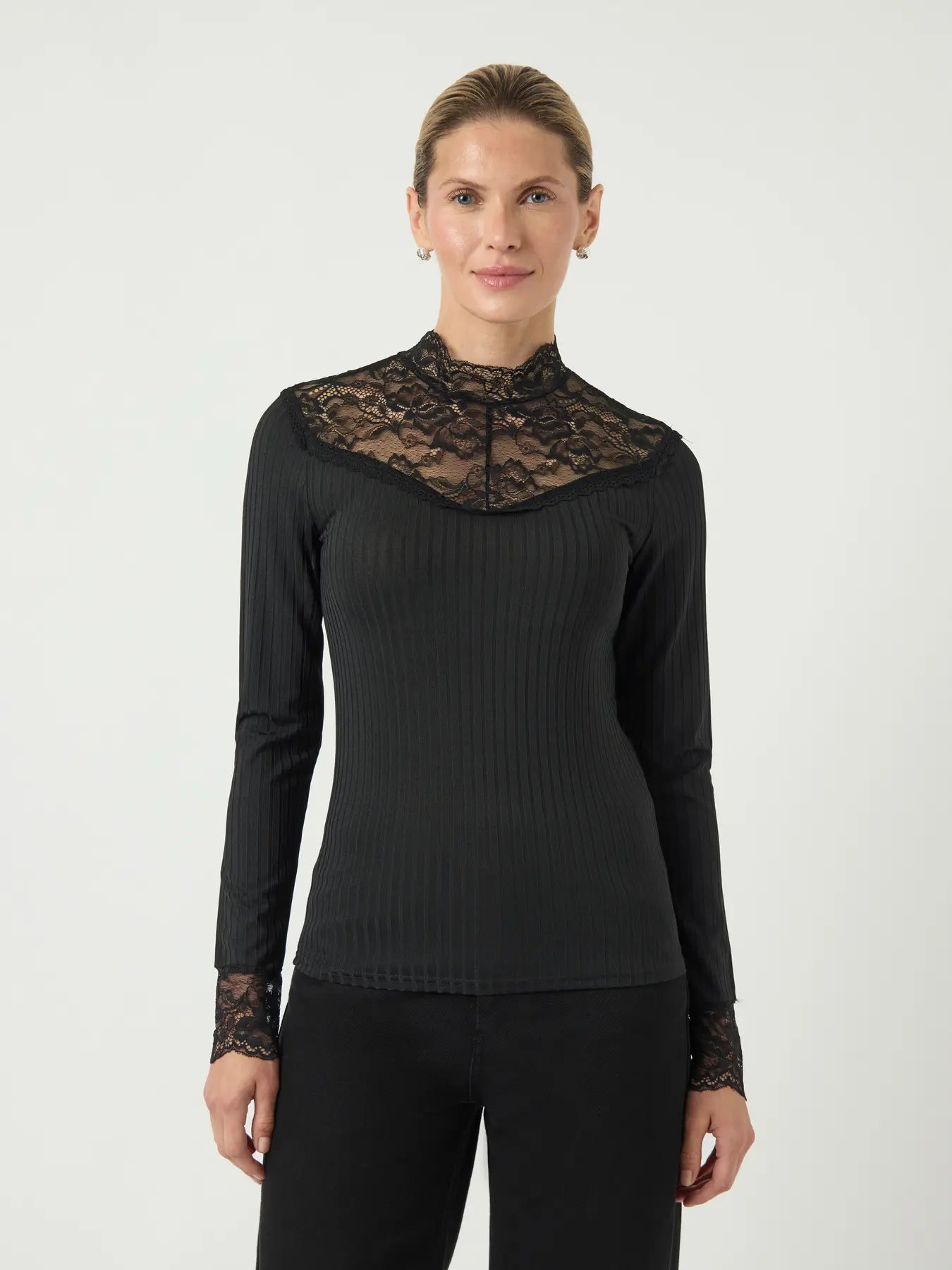 y-a-s-pusero-yasblace-ls-top-black-1