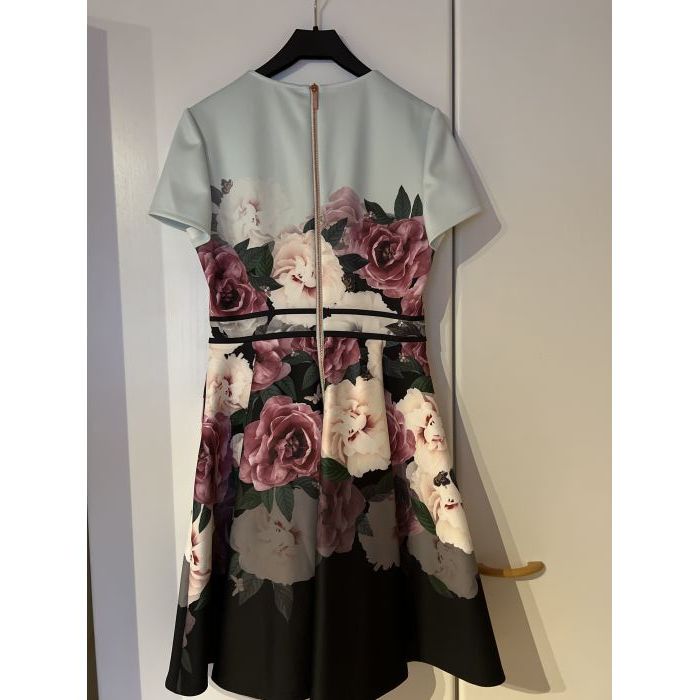 Ted baker wilmana store