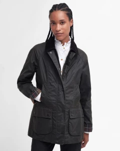 barbour-naisten-takki-barbour-classic-beadnell-wax-jacket-khaki-1