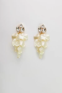 Bow 19 korvakorut, LEAF STONE EARRINGS Vaalea Beige