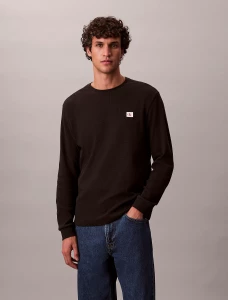 calvin-klein-jeans-miesten-college-ls-waffle-ls-tee-musta-1