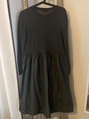 cos-mekko-vihrea-m-second-hand-vihrea-1