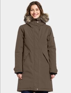 didriksons-naisten-parkatakki-erna-wns-parka-pu-tummanruskea-1