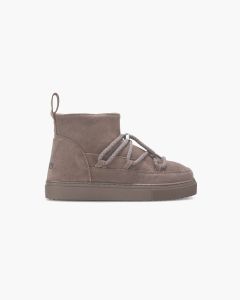 inuikii-naisten-talvikengat-classic-low-ruskeanharmaa-1
