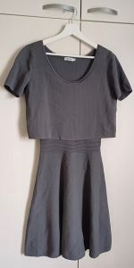 j-lindeberg-mekko-harmaa-m-second-hand-harmaa-1