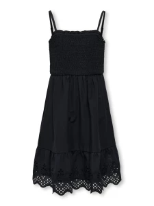 kids-only-lasten-mekko-koglou-life-emb-smock-dress-musta-1