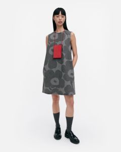 marimekko-naisten-farkku-ekko-maridenim-somasti-unikko-harmaa-kuosi-1
