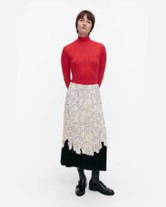 marimekko-naisten-hame-piiru-piirto-unikko-placement-mustavalkoinen-1