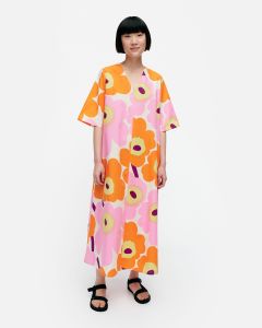 marimekko-naisten-mekko-kellotus-unikko-puuvillapopliinimekko-monivarinen-kuosi-1