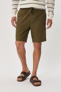 matinique-shortsit-barton-short-olive-night-1